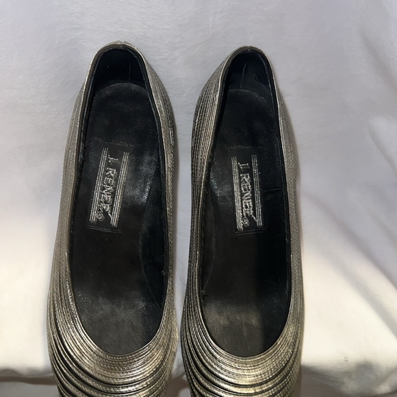 J.Renee Black/Gold Heels size 7M - Picture 6 of 8